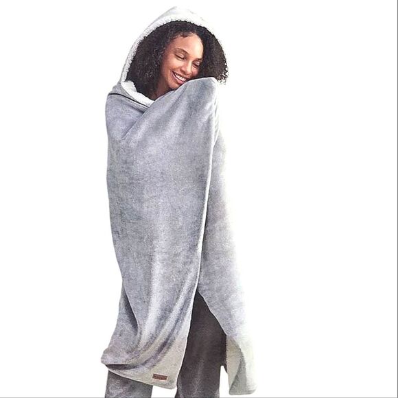 Koolaburra By Ugg Sloan Hooded Throw Blanket - Picture 2 of 5